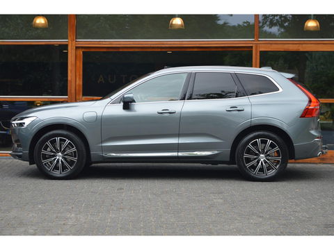 Volvo XC60 T8 Hybride AWD Momentum Pro | Head-Up | Panoramadak | Pilot-Assist | Trekhaak 2100KG | Camera | Stoelverwarming |