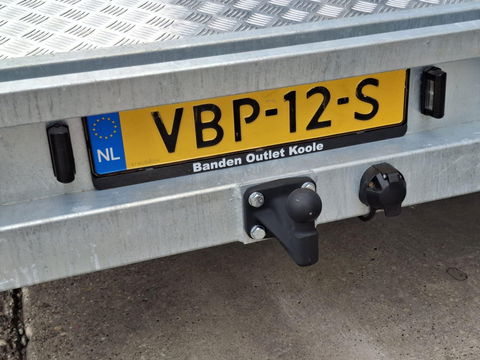 Volkswagen Crafter 35 2.0 TDI L4 Trendline OPRIJWAGEN / AMBULANCE / TRAILER / EURO 6 / LAADVERMOGEN 1377 KG !!
