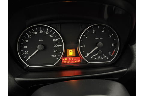 BMW 1-serie 118i Executive Export | Airco Parkeersensoren Stoelverwarming 18"LMV