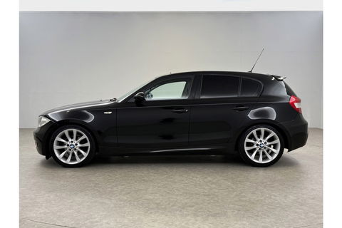 BMW 1-serie 118i Executive Export | Airco Parkeersensoren Stoelverwarming 18"LMV