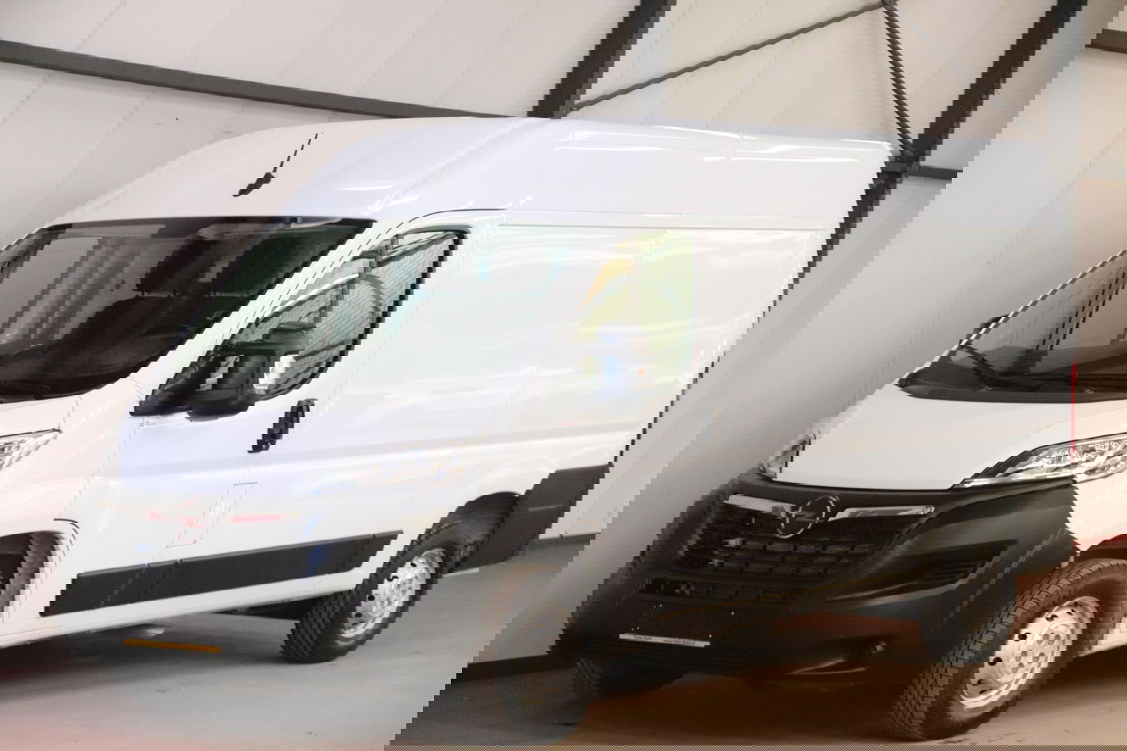 Opel Movano 2.2D 140 L2H2 Apple Carplay