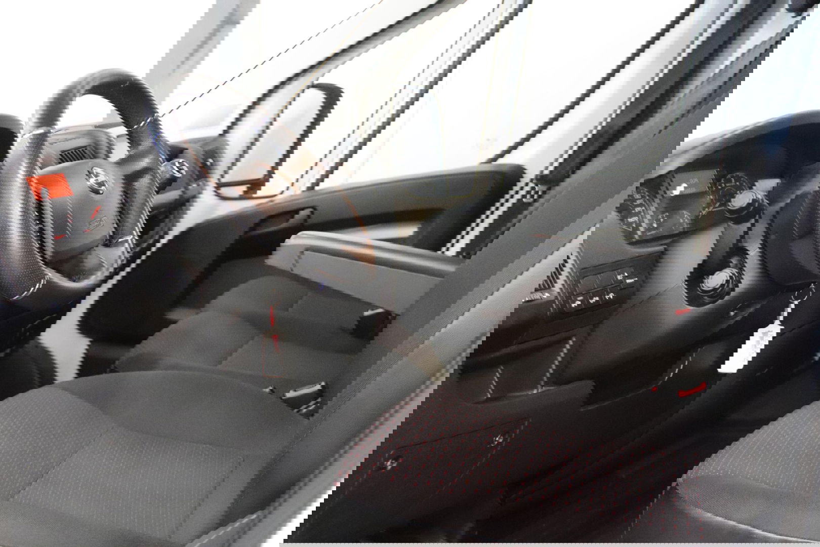 Opel Movano 2.2D 140 L2H2 Apple Carplay