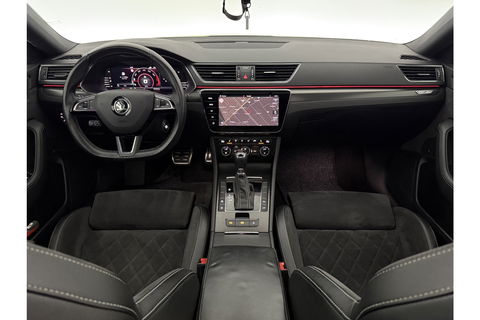 Škoda Superb 1.5 TSI 150PK ACT Sportline Business Pano LED Sfeer Trekaak Virtual Camera Carplay Memory Clima Cruise Navi PDC 19''LMV