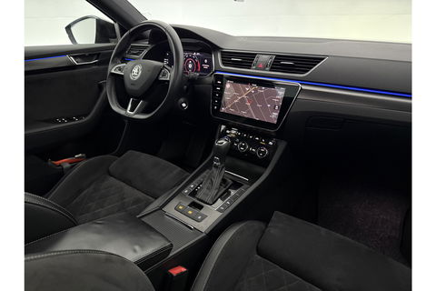 Škoda Superb 1.5 TSI 150PK ACT Sportline Business Pano LED Sfeer Trekaak Virtual Camera Carplay Memory Clima Cruise Navi PDC 19''LMV