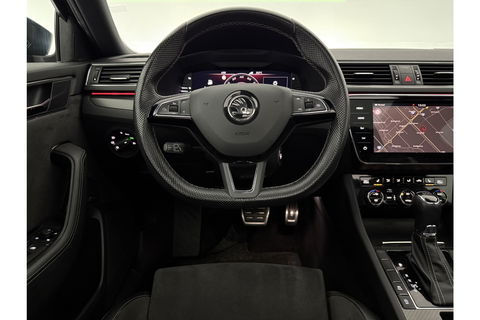 Škoda Superb 1.5 TSI 150PK ACT Sportline Business Pano LED Sfeer Trekaak Virtual Camera Carplay Memory Clima Cruise Navi PDC 19''LMV