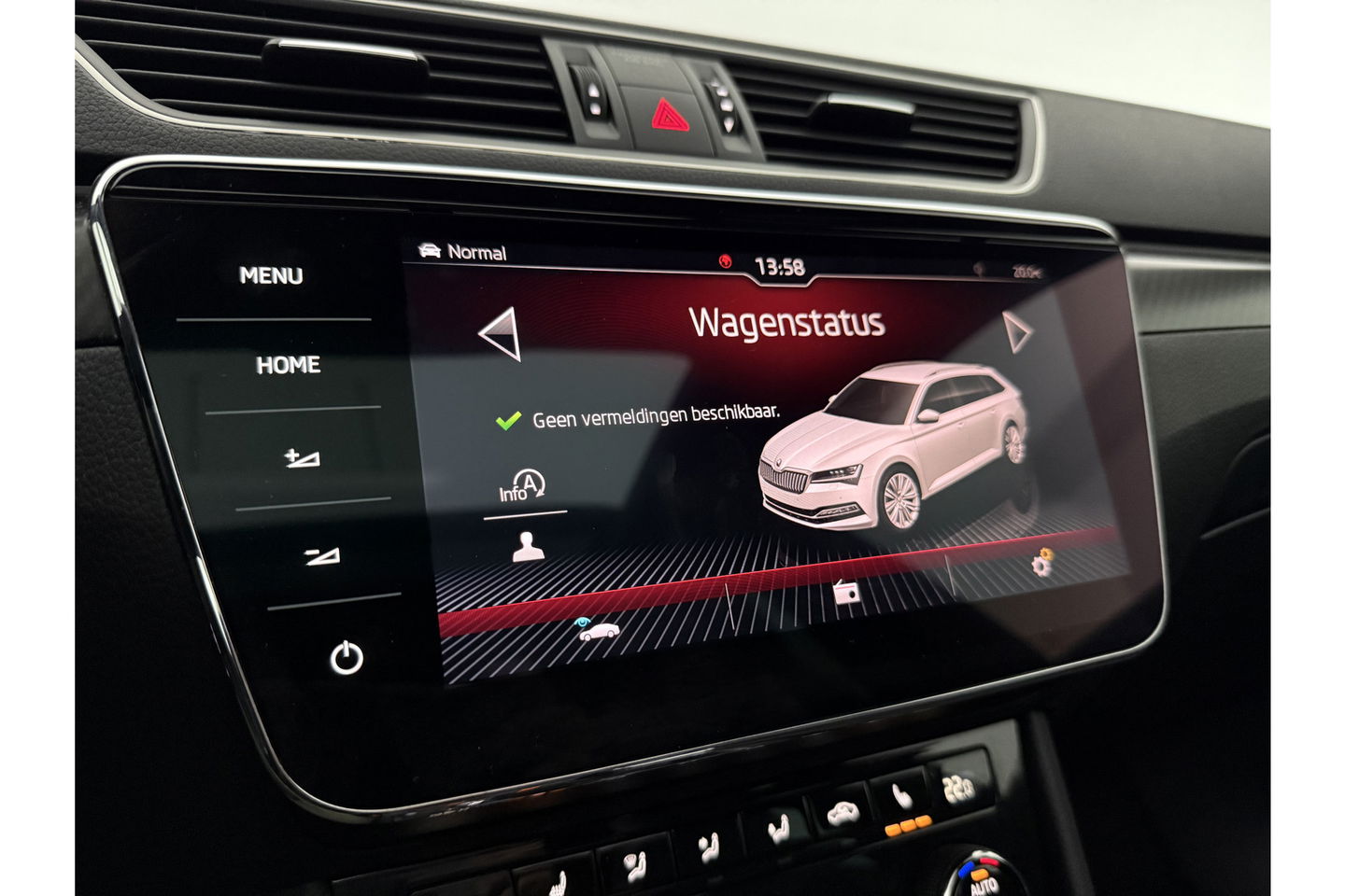 Škoda Superb 1.5 TSI 150PK ACT Sportline Business Pano LED Sfeer Trekaak Virtual Camera Carplay Memory Clima Cruise Navi PDC 19''LMV