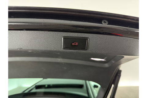 Škoda Superb 1.5 TSI 150PK ACT Sportline Business Pano LED Sfeer Trekaak Virtual Camera Carplay Memory Clima Cruise Navi PDC 19''LMV