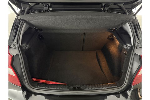 BMW 1-serie 118i Executive Export | Airco Parkeersensoren Stoelverwarming 18"LMV
