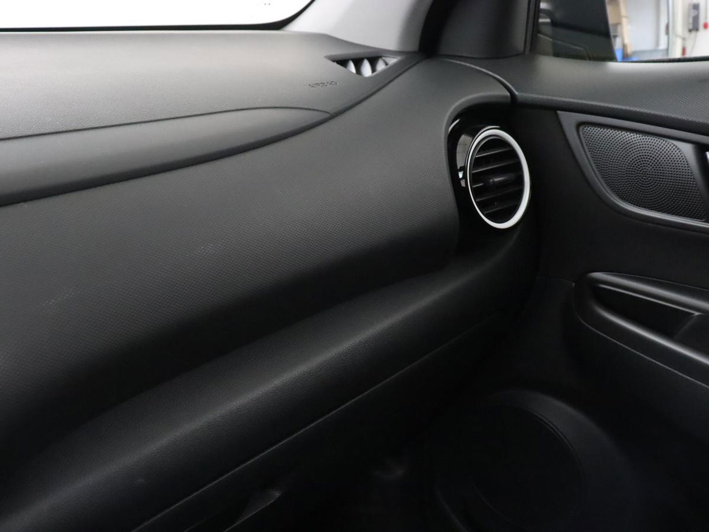 Hyundai KONA 1.6 GDI HEV Fashion | Trekhaak | Adaptive cruise | Krell Audio | Head-Up | Camera | Carplay | Keyless | Navigatie | Climate control