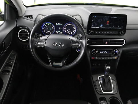 Hyundai KONA 1.6 GDI HEV Fashion | Trekhaak | Adaptive cruise | Krell Audio | Head-Up | Camera | Carplay | Keyless | Navigatie | Climate control