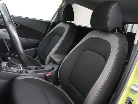 Hyundai KONA 1.6 GDI HEV Fashion | Trekhaak | Adaptive cruise | Krell Audio | Head-Up | Camera | Carplay | Keyless | Navigatie | Climate control