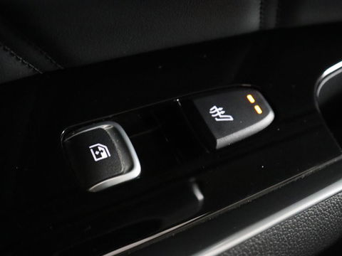 Kia Sorento 1.6 T-GDI Hybrid 2WD ExecutiveLine 7-persoons | Panoramadak | Stoelventilatie | Head-Up | 360 Camera | Leder | Adaptive cruise | Stoel & stuurverwarming | Park Assist | Memory | Carplay