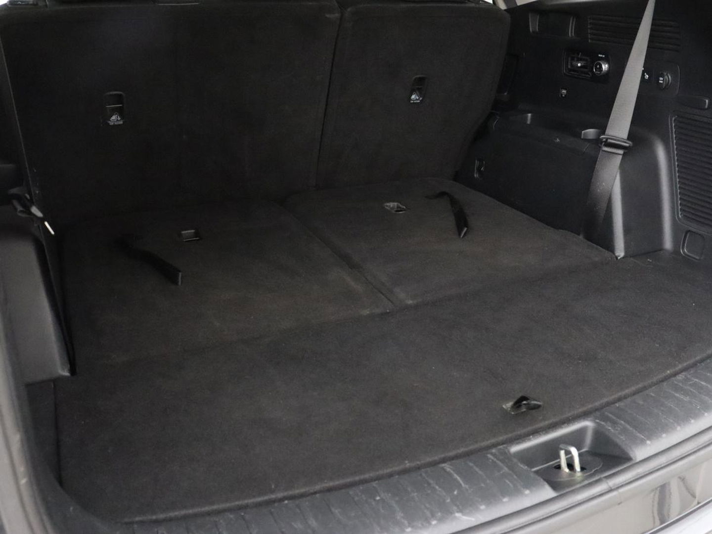 Kia Sorento 1.6 T-GDI Hybrid 2WD ExecutiveLine 7-persoons | Panoramadak | Stoelventilatie | Head-Up | 360 Camera | Leder | Adaptive cruise | Stoel & stuurverwarming | Park Assist | Memory | Carplay