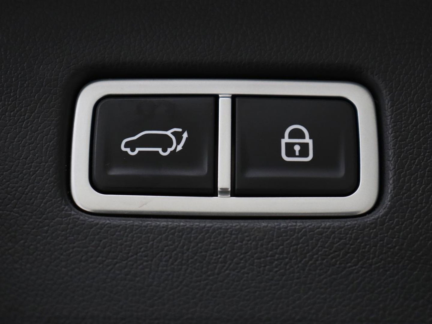 Kia Sorento 1.6 T-GDI Hybrid 2WD ExecutiveLine 7-persoons | Panoramadak | Stoelventilatie | Head-Up | 360 Camera | Leder | Adaptive cruise | Stoel & stuurverwarming | Park Assist | Memory | Carplay