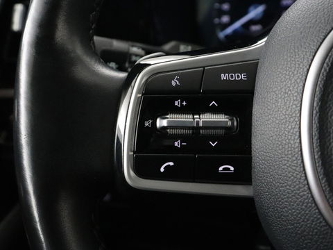 Kia Sorento 1.6 T-GDI Hybrid 2WD ExecutiveLine 7-persoons | Panoramadak | Stoelventilatie | Head-Up | 360 Camera | Leder | Adaptive cruise | Stoel & stuurverwarming | Park Assist | Memory | Carplay
