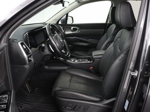 Kia Sorento 1.6 T-GDI Hybrid 2WD ExecutiveLine 7-persoons | Panoramadak | Stoelventilatie | Head-Up | 360 Camera | Leder | Adaptive cruise | Stoel & stuurverwarming | Park Assist | Memory | Carplay