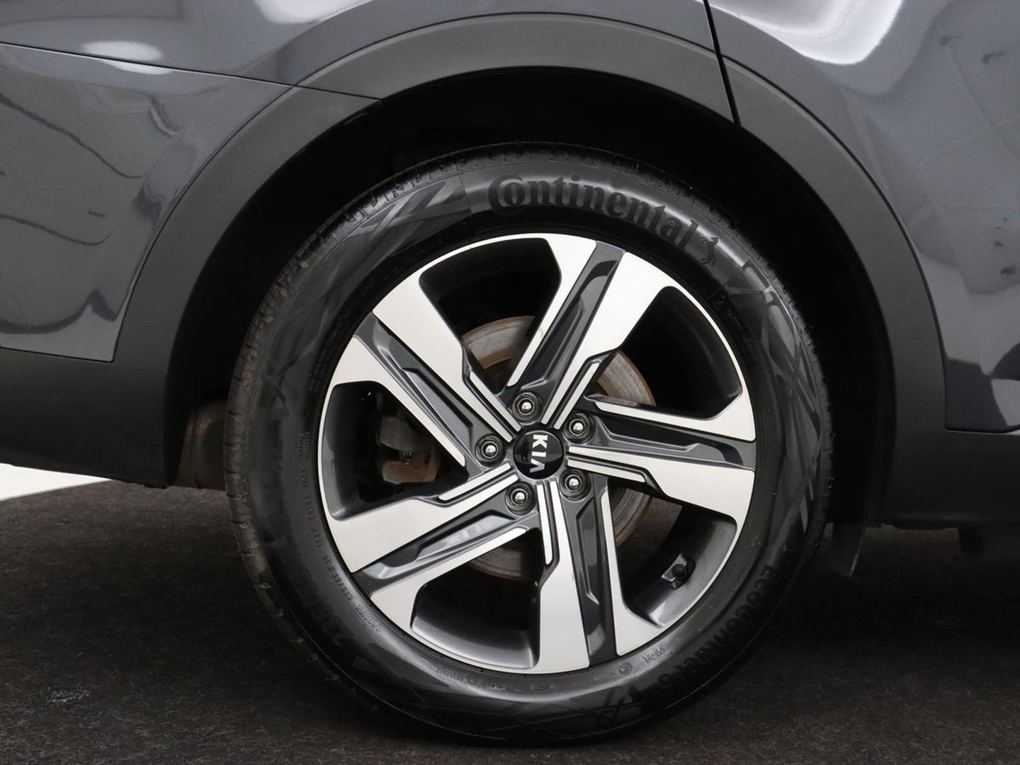 Kia Sorento 1.6 T-GDI Hybrid 2WD ExecutiveLine 7-persoons | Panoramadak | Stoelventilatie | Head-Up | 360 Camera | Leder | Adaptive cruise | Stoel & stuurverwarming | Park Assist | Memory | Carplay