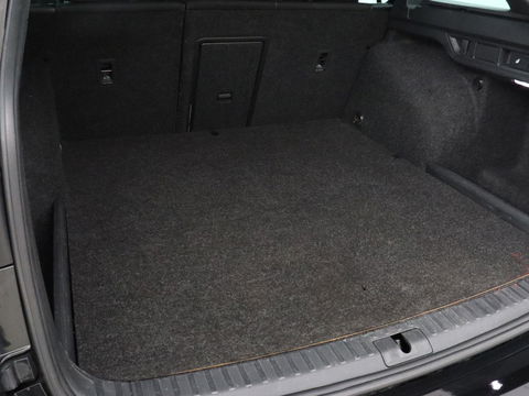 Škoda Octavia 1.4 TSI iV PHEV Sport | Sportstoelen | Carplay | Sfeerverlichting | Navigatie | Sportstuur | Parkeerhulp | Full LED | Climate control