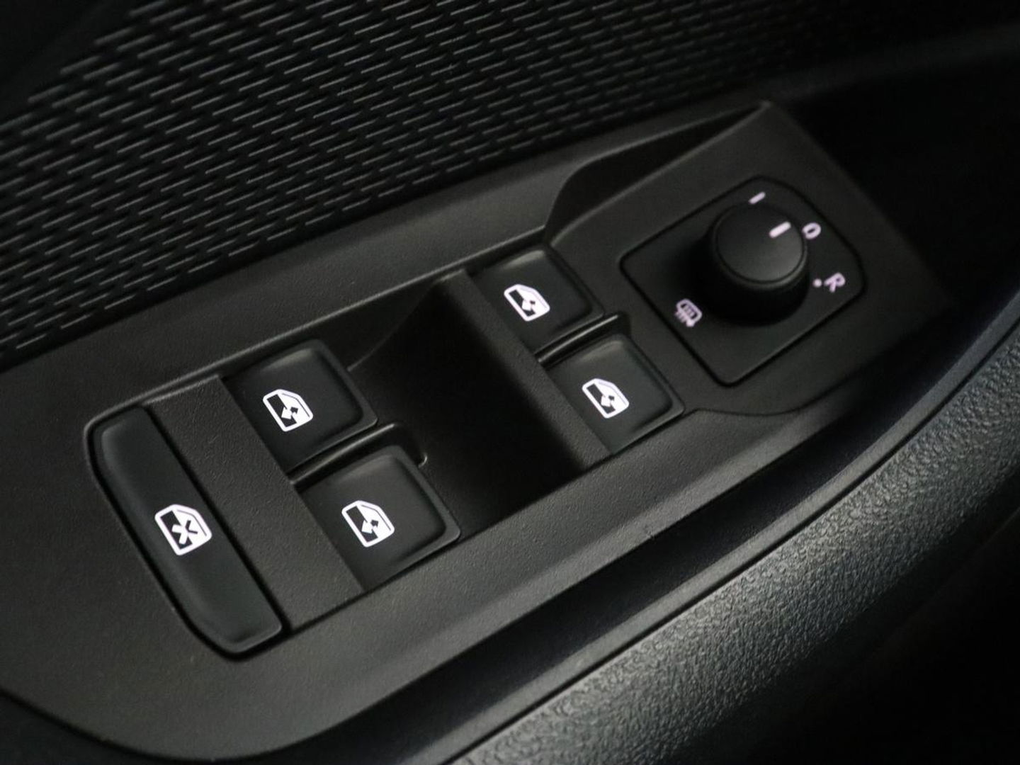 Škoda Octavia 1.4 TSI iV PHEV Sport | Sportstoelen | Carplay | Sfeerverlichting | Navigatie | Sportstuur | Parkeerhulp | Full LED | Climate control