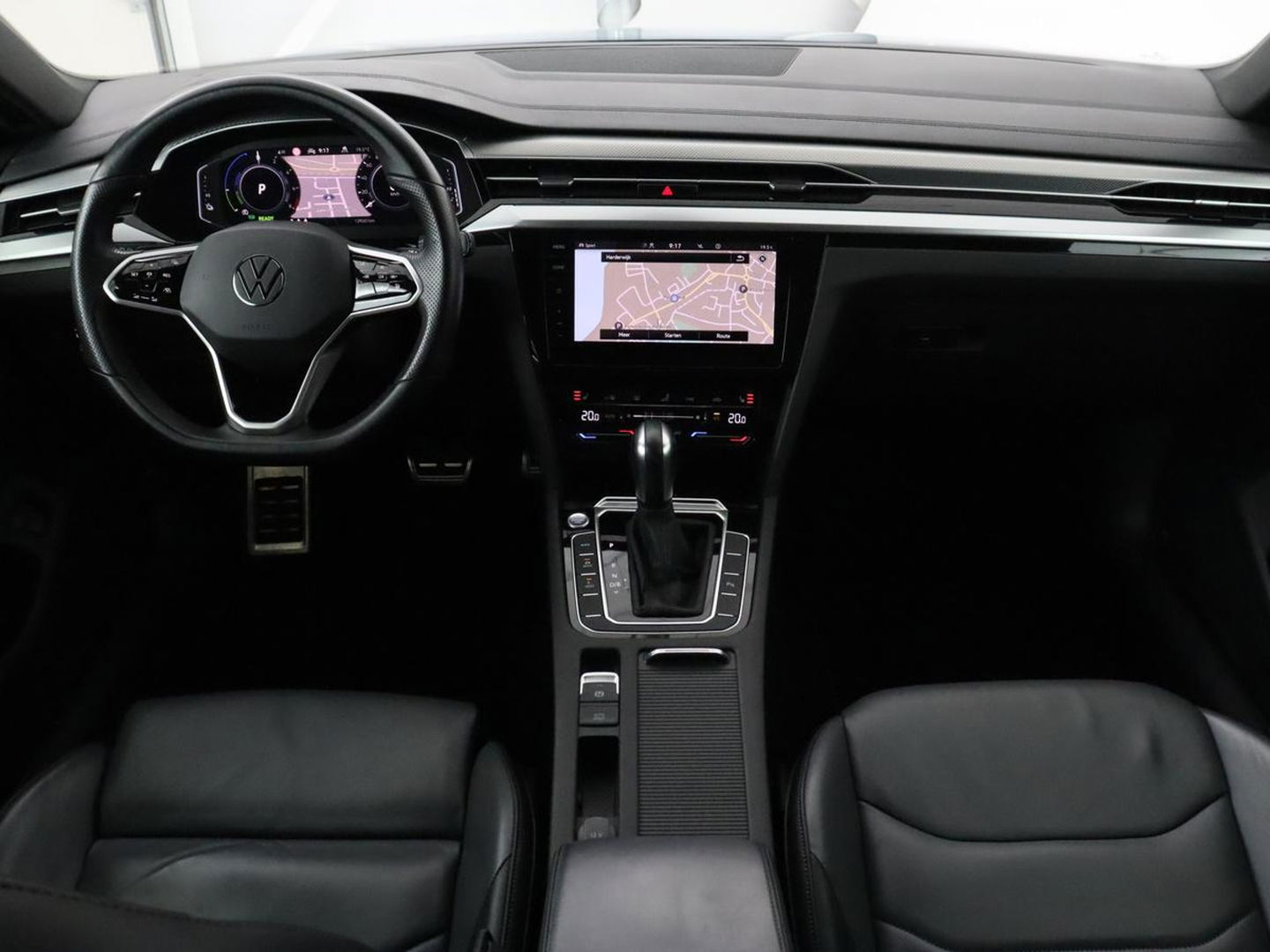Volkswagen Arteon 1.4 TSI eHybrid Elegance | Nappaleder | Stoel & stuurverwarming | Camera | Massage | Matrix LED | Adaptive cruise | Navigatie | Achterbankverwarming | Virtual Cockpit | PHEV