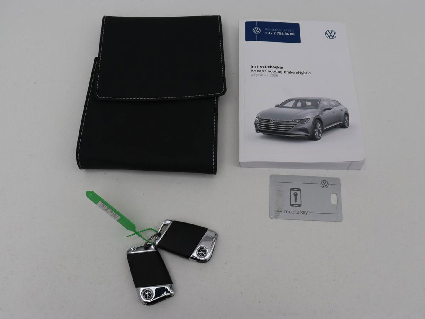 Volkswagen Arteon 1.4 TSI eHybrid Elegance | Nappaleder | Stoel & stuurverwarming | Camera | Massage | Matrix LED | Adaptive cruise | Navigatie | Achterbankverwarming | Virtual Cockpit | PHEV