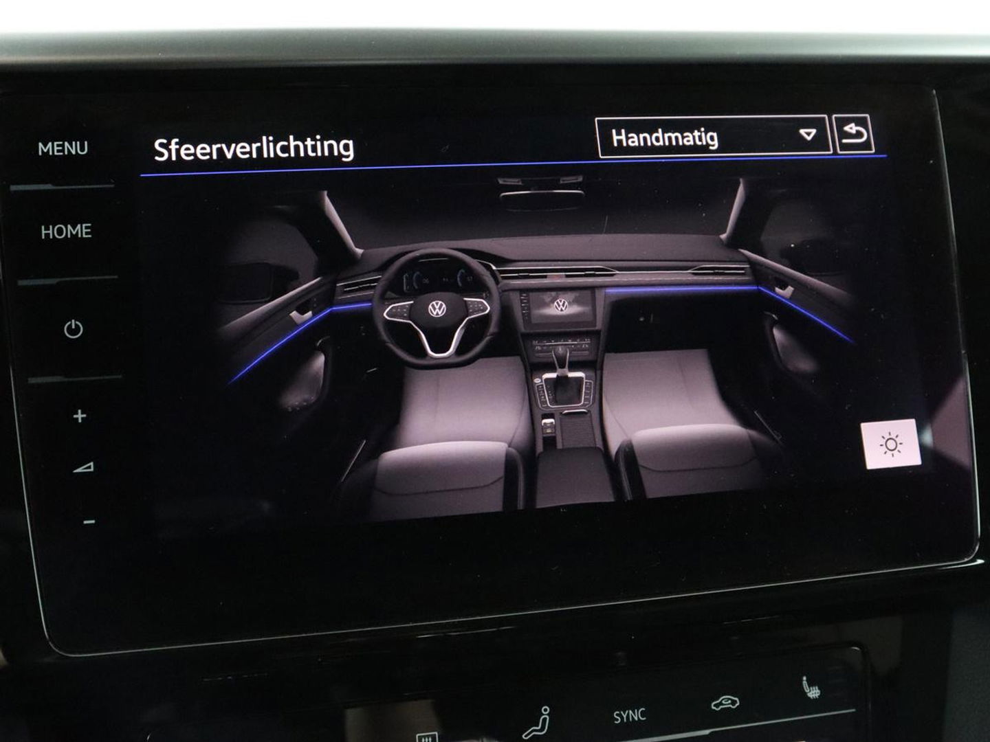 Volkswagen Arteon 1.4 TSI eHybrid Elegance | Nappaleder | Stoel & stuurverwarming | Camera | Massage | Matrix LED | Adaptive cruise | Navigatie | Achterbankverwarming | Virtual Cockpit | PHEV