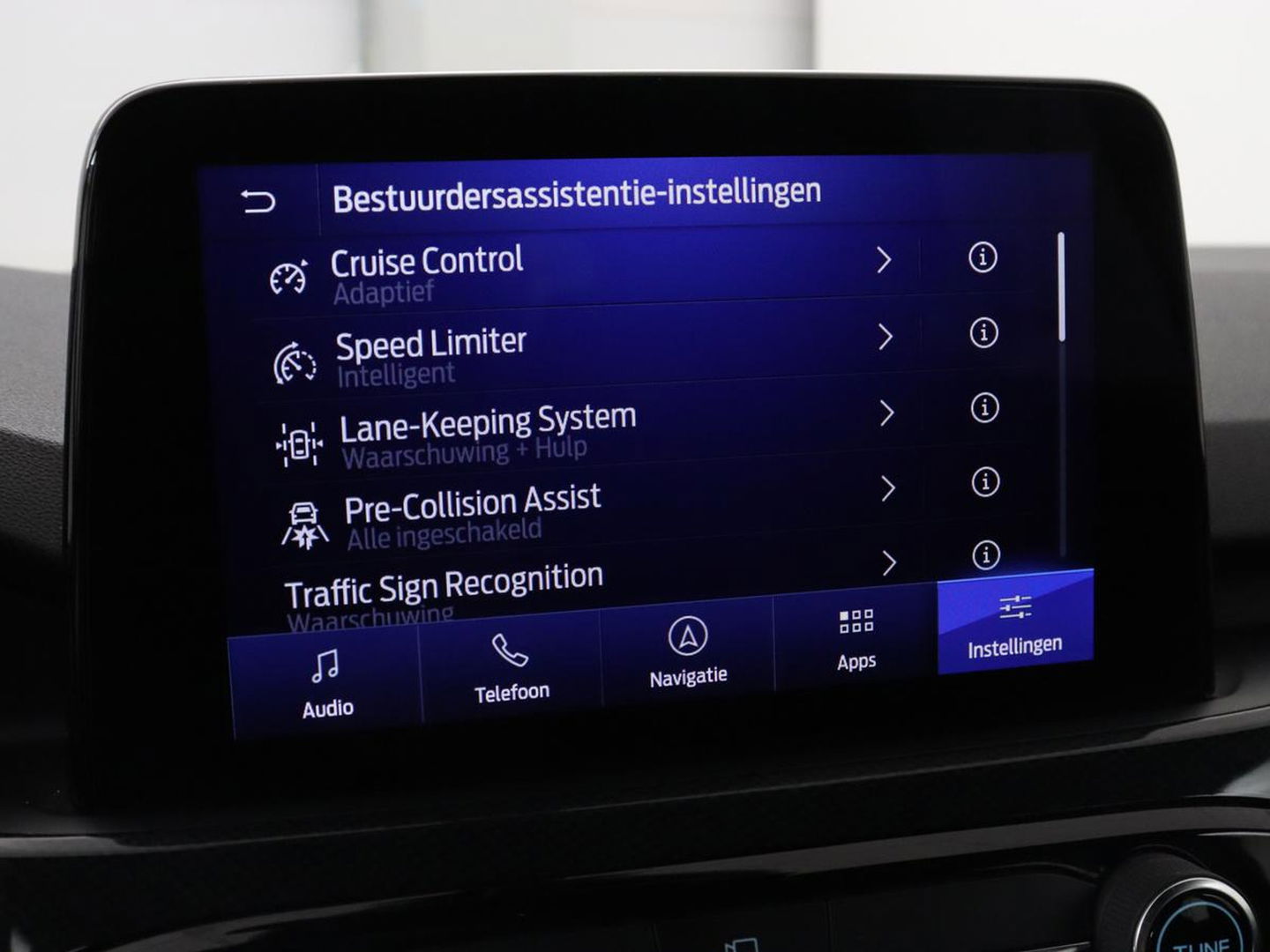 Ford Kuga 2.5 PHEV ST-Line | Trekhaak | Adaptive cruise | Camera | Carplay | Navigatie | Keyless | Full LED | Climate control