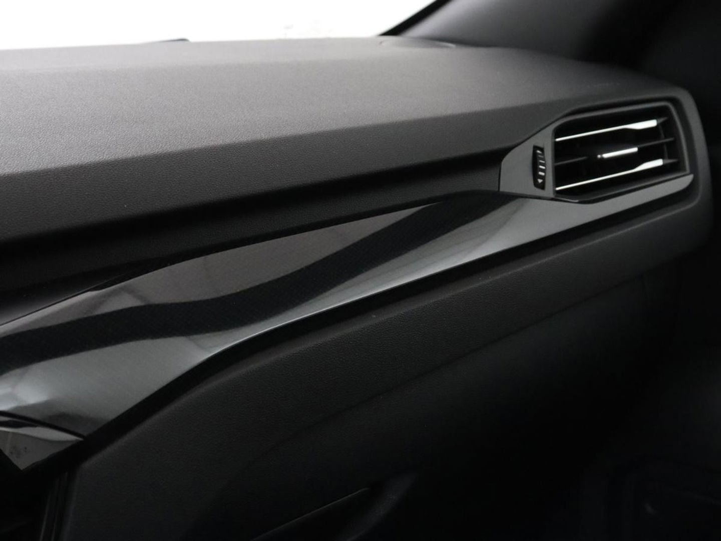 Ford Kuga 2.5 PHEV ST-Line | Trekhaak | Adaptive cruise | Camera | Carplay | Navigatie | Keyless | Full LED | Climate control