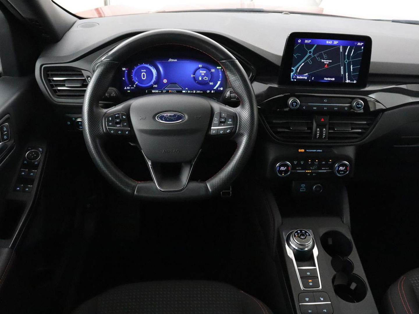Ford Kuga 2.5 PHEV ST-Line | Trekhaak | Adaptive cruise | Camera | Carplay | Navigatie | Keyless | Full LED | Climate control