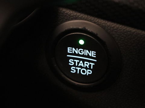 Ford Kuga 2.5 PHEV ST-Line | Trekhaak | Adaptive cruise | Camera | Carplay | Navigatie | Keyless | Full LED | Climate control