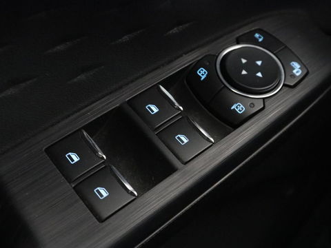Ford Kuga 2.5 PHEV ST-Line | Trekhaak | Adaptive cruise | Camera | Carplay | Navigatie | Keyless | Full LED | Climate control