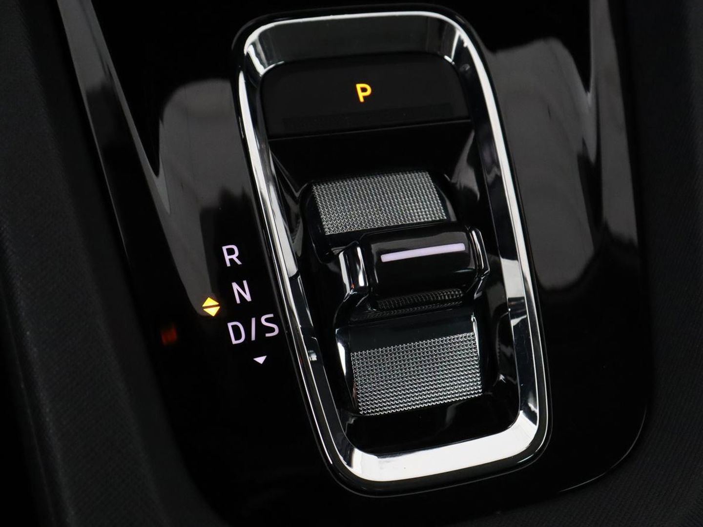 Škoda Octavia 1.0 e-TSI Business Edition | Trekhaak | Carplay | Navigatie | Full LED | Climate control | Parkeerhulp | Cruise control