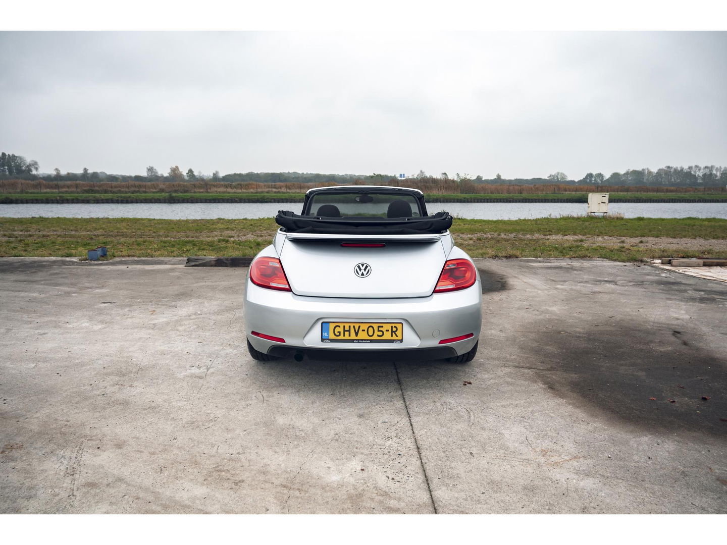 Volkswagen Beetle Cabriolet 1.2 TSI BlueMotion | LM VELGEN | STOELVERW. | ALL SEASON BANDEN
