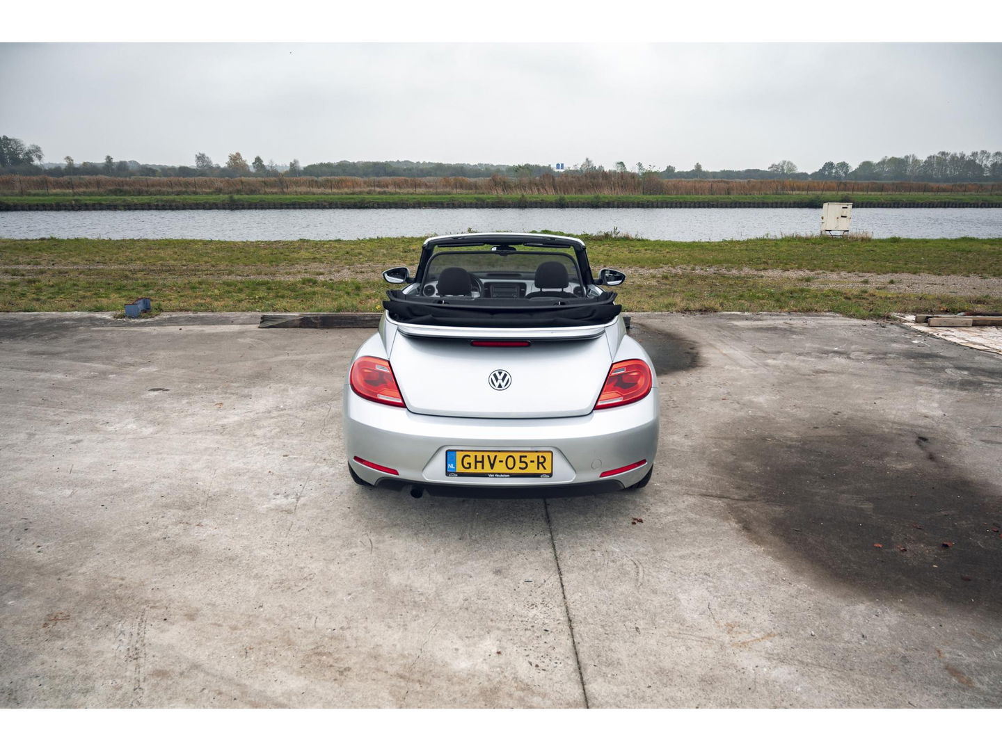 Volkswagen Beetle Cabriolet 1.2 TSI BlueMotion | LM VELGEN | STOELVERW. | ALL SEASON BANDEN