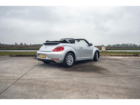 Volkswagen Beetle Cabriolet 1.2 TSI BlueMotion | LM VELGEN | STOELVERW. | ALL SEASON BANDEN