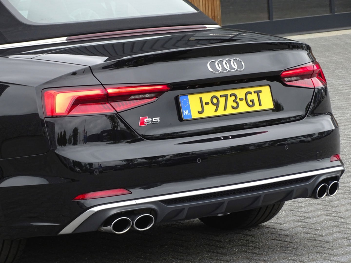 Audi A5 Cabriolet S5 3.0 V6T 354PK Quattro / B&O / 360˚ / LED