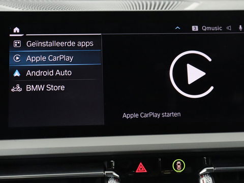 BMW 3-serie 330e eDrive Edition | Leder | Stoelverwarming | Carplay | Live Cockpit | Navigatie | Parkeerhulp | Cruise control