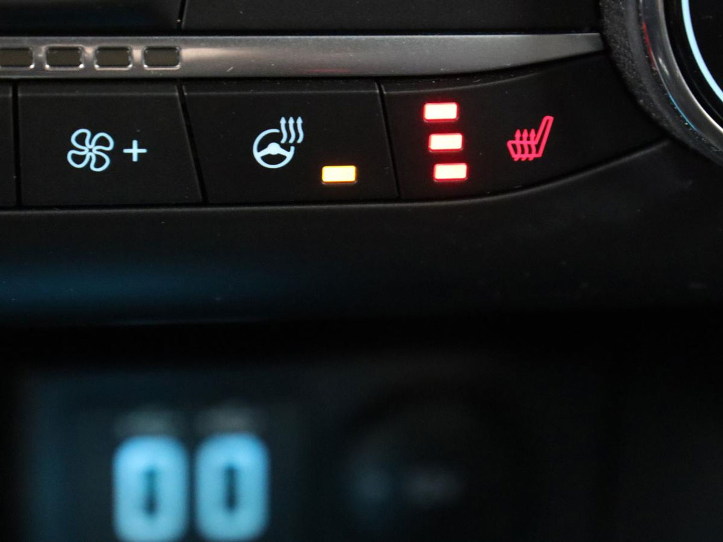 Ford Focus 1.0 EcoBoost Hybrid ST Line X | Panoramadak | Head-Up | Stoel & stuurverwarming | Camera | Navigatie | Full LED | Keyless | Digital Cockpit