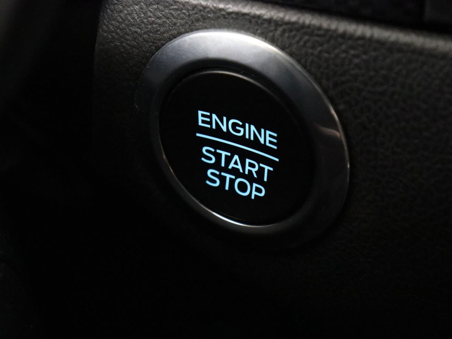 Ford Focus 1.0 EcoBoost Hybrid ST Line X | Panoramadak | Head-Up | Stoel & stuurverwarming | Camera | Navigatie | Full LED | Keyless | Digital Cockpit