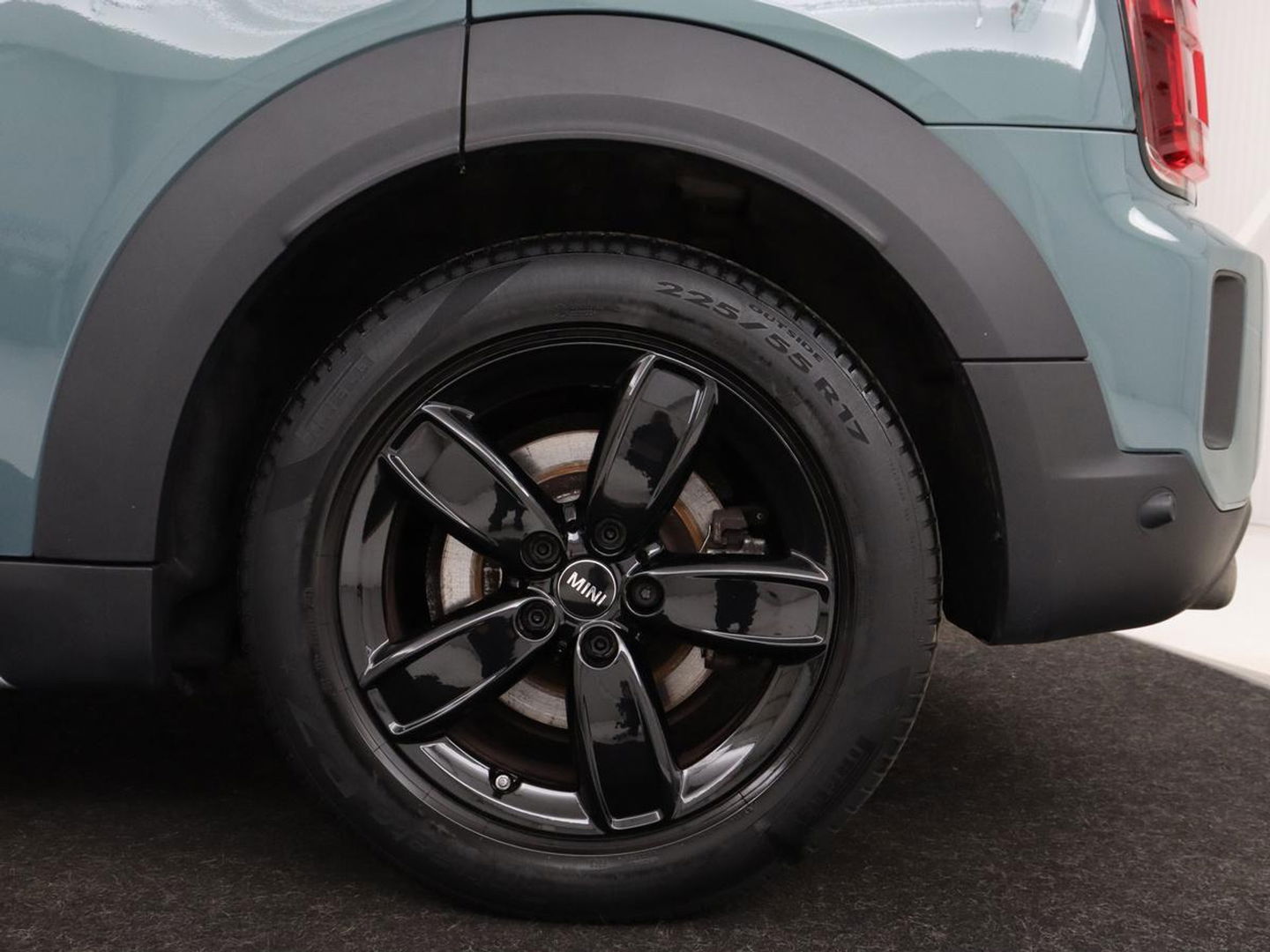 MINI Countryman 2.0 Cooper S E ALL4 Business Edition | Panoramadak | Leder | Stoelverwarming | Camera | Carplay | Full LED | Climate control
