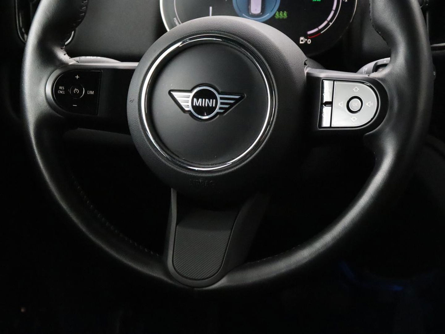 MINI Countryman 2.0 Cooper S E ALL4 Business Edition | Panoramadak | Leder | Stoelverwarming | Camera | Carplay | Full LED | Climate control