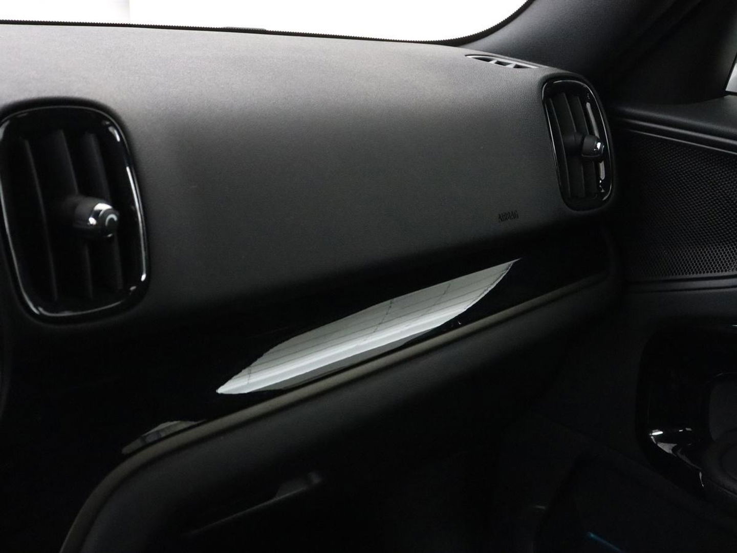 MINI Countryman 2.0 Cooper S E ALL4 Business Edition | Panoramadak | Leder | Stoelverwarming | Camera | Carplay | Full LED | Climate control