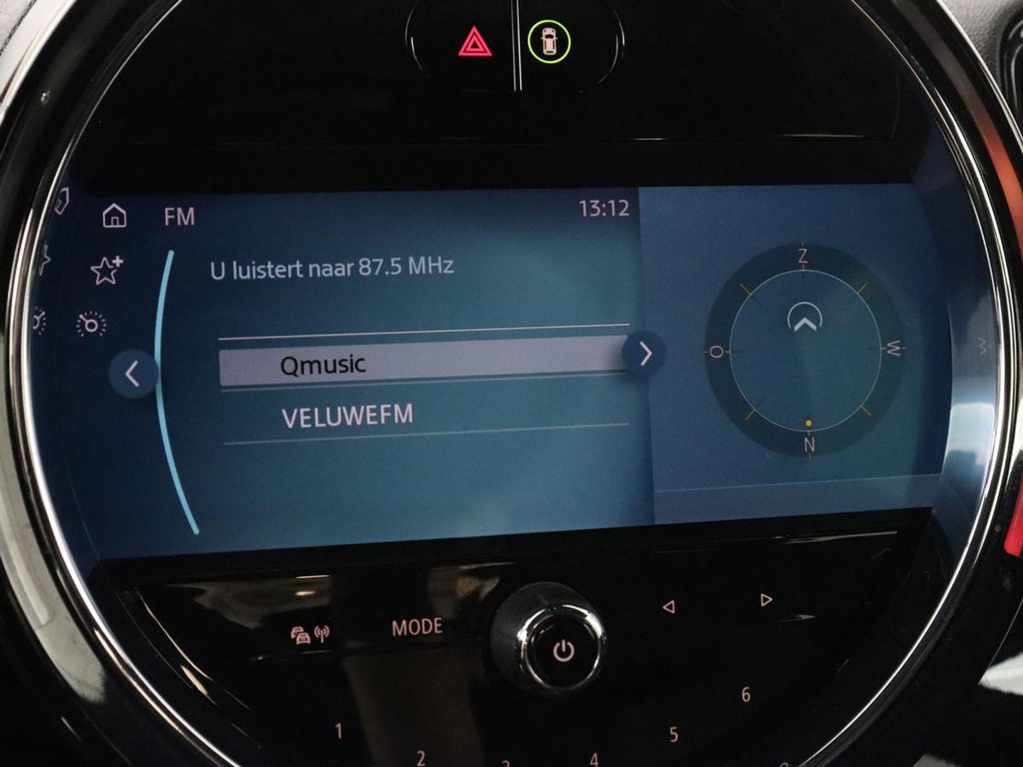 MINI Countryman 2.0 Cooper S E ALL4 Business Edition | Panoramadak | Leder | Stoelverwarming | Camera | Carplay | Full LED | Climate control
