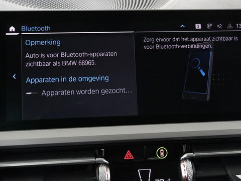 BMW 3-serie 330e eDrive Edition | Leder | Sportstoelen | Adaptive cruise | Stoelverwarming | Carplay | Live Cockpit | Navigatie | Parkeerhulp | Full LED