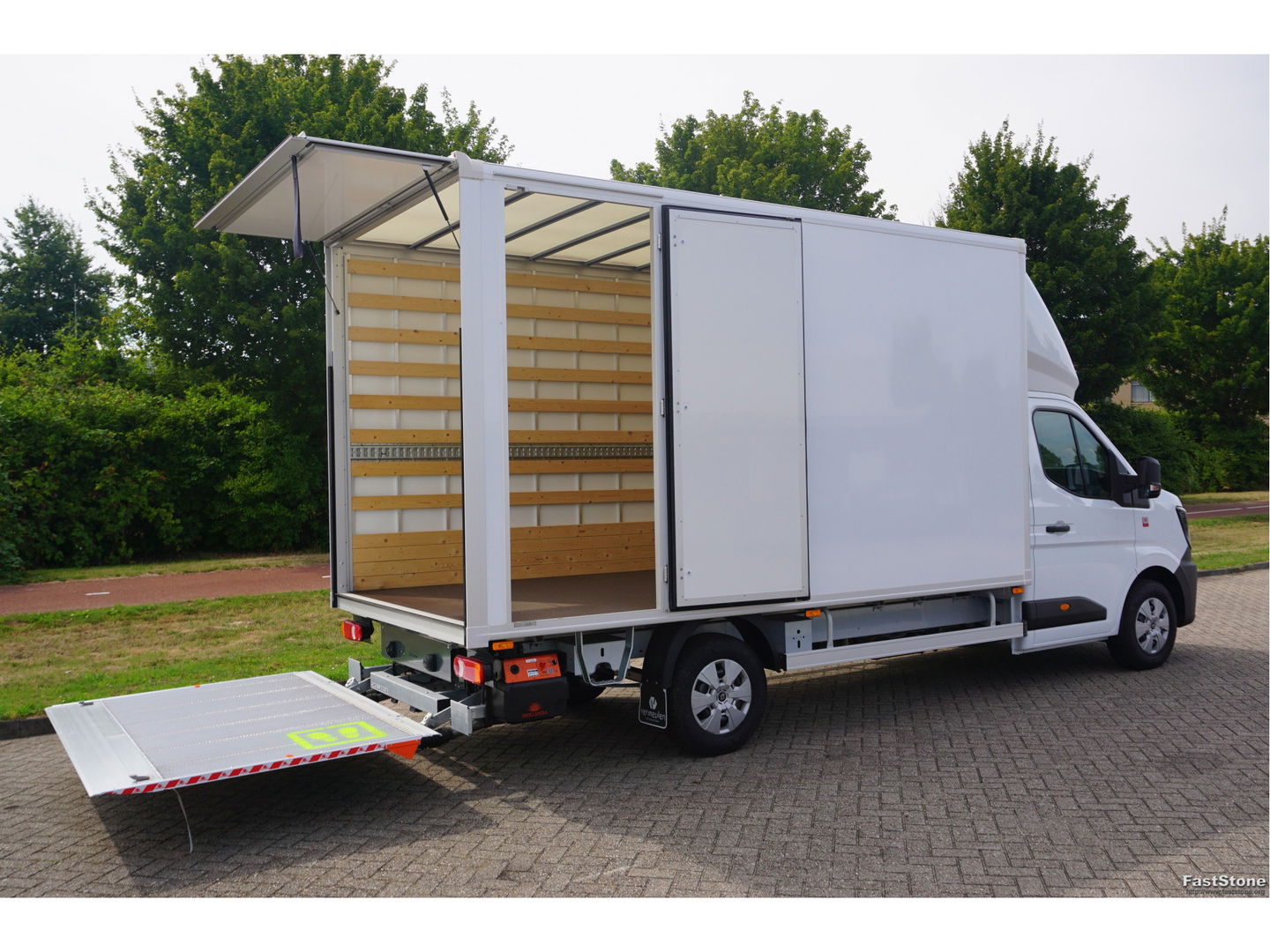 Renault Master T35 150PK L4 Bakwagen BPM VRIJ!! 10" Apple CP/Android A, Lat om Lat, Dhollandia Klep!! NR. 01*