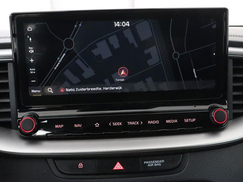 Kia Ceed 1.6 CRDi DynamicLine | Trekhaak | Camera | Carplay | Navigatie | Climate control | Parkeerhulp | Cruise control | Bluetooth