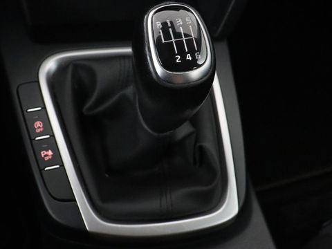 Kia Ceed 1.6 CRDi DynamicLine | Trekhaak | Camera | Carplay | Navigatie | Climate control | Parkeerhulp | Cruise control | Bluetooth