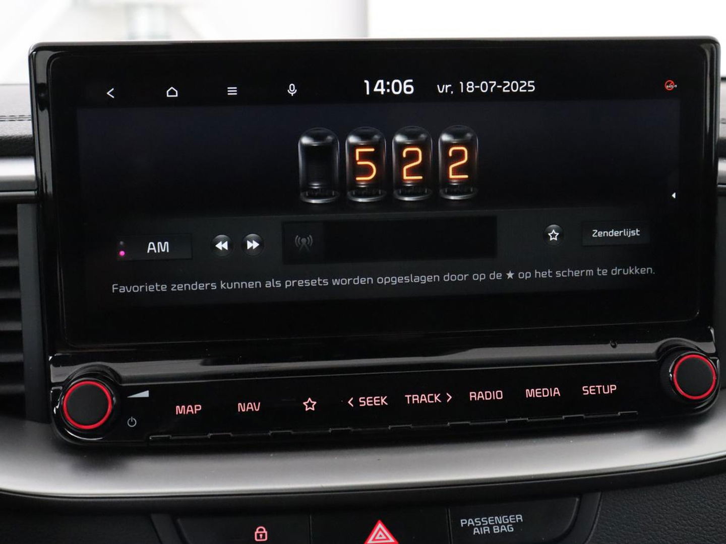 Kia Ceed 1.6 CRDi DynamicLine | Trekhaak | Camera | Carplay | Navigatie | Climate control | Parkeerhulp | Cruise control | Bluetooth