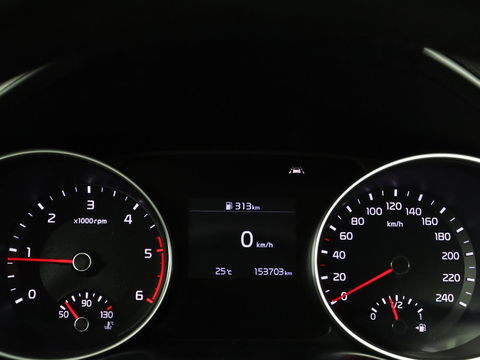 Kia Ceed 1.6 CRDi DynamicLine | Trekhaak | Camera | Carplay | Navigatie | Climate control | Parkeerhulp | Cruise control | Bluetooth