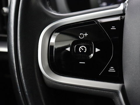 Volvo V60 2.0 T6 Recharge AWD Business Pro | Leder | Trekhaak | Stoel & stuurverwarming | Camera | Adaptive cruise | Achterbankverwarming | Carplay | Keyless | Full LED | Navigatue | PHEV